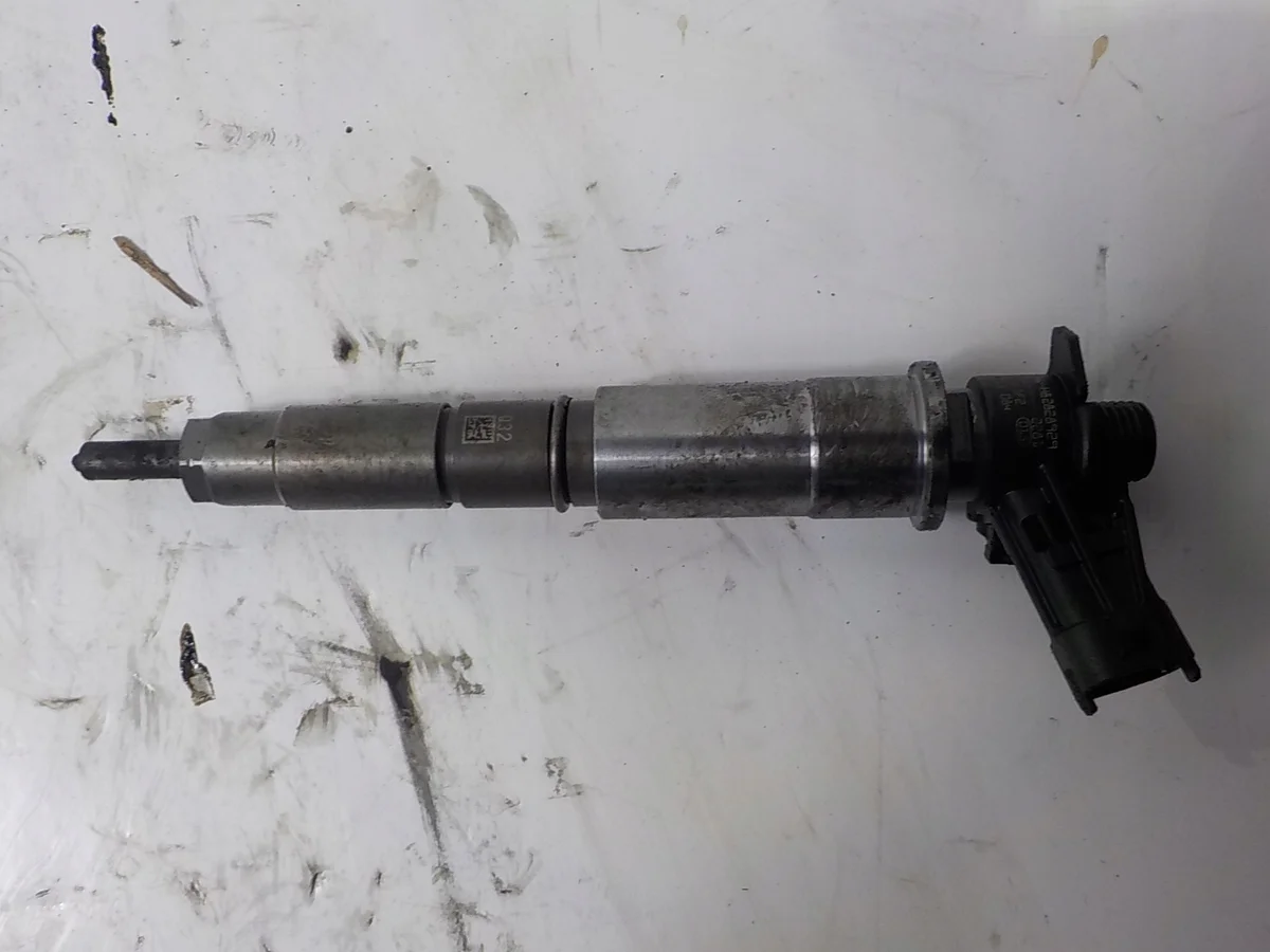 Injecteur Renault Laguna Espace Qashqai 2.0 DCI