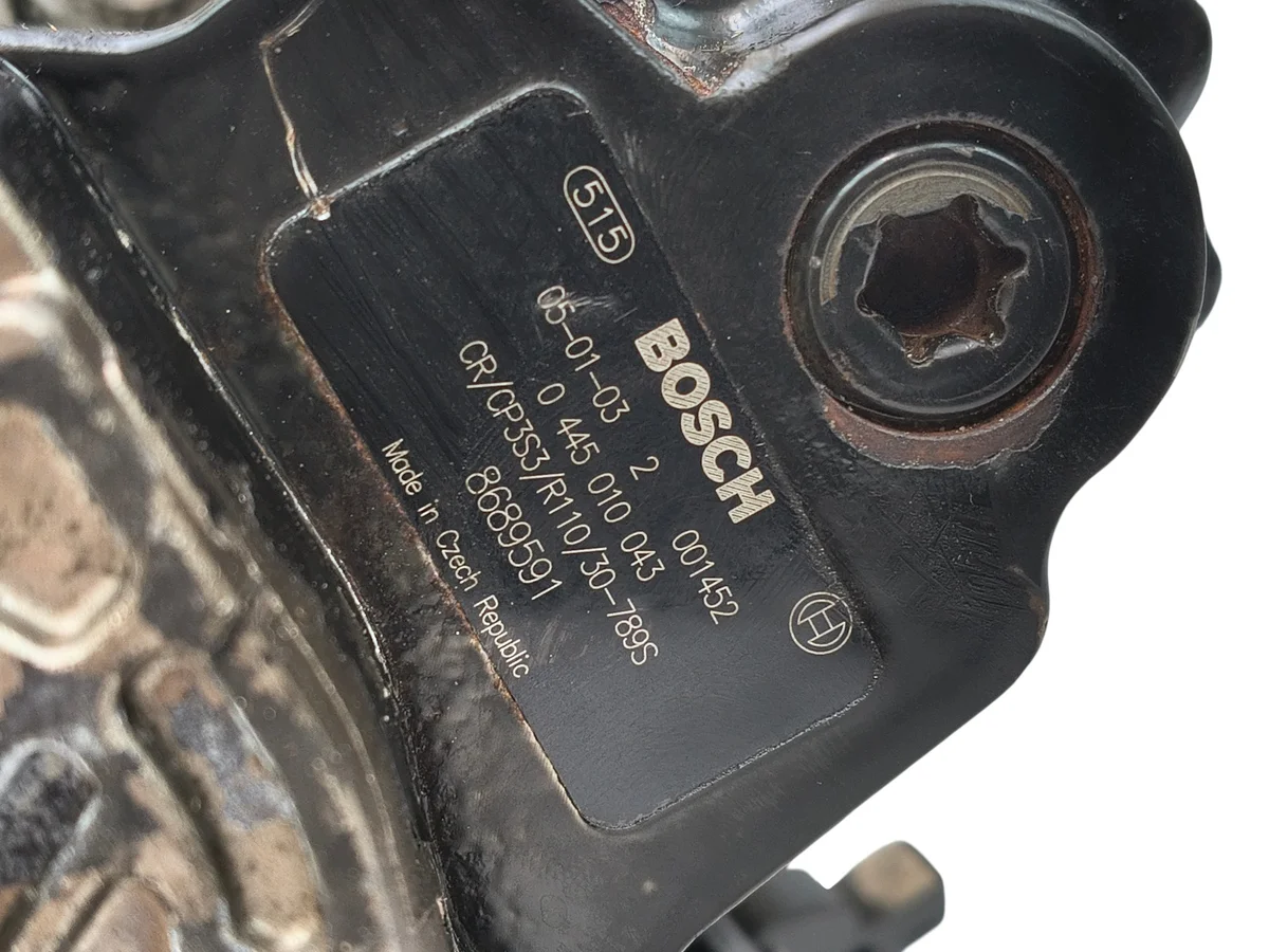 Einspritzpumpe Volvo S60 S80 V70 2.4 D5 gebraucht image 8