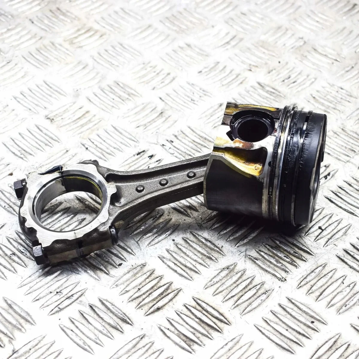 Pistone Opel Astra J 1.7 CDTI 98428376
