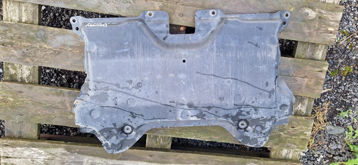 Mercedes Classe E W212 Cache Moteur Inférieur