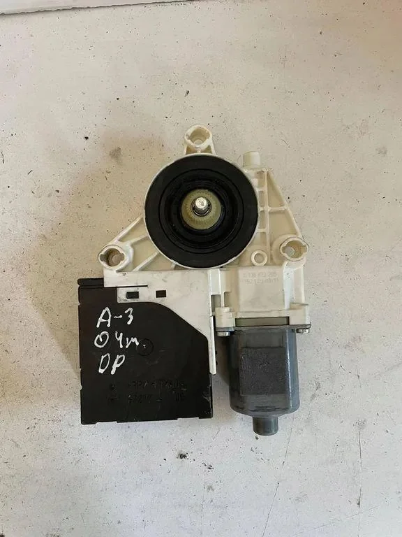 0130822205 Fensterheber Motor Rechts Vorne Audi A3