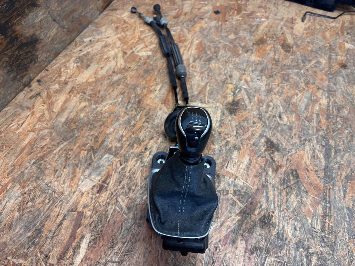Opel Crossland X Soufflet de levier de vitesse OEM 565537081 image 6