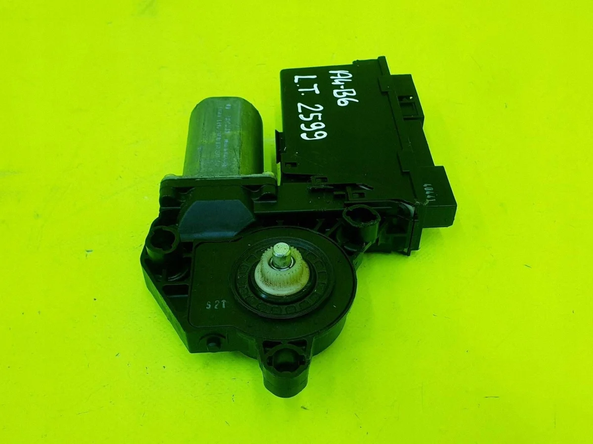 Moteur de vitre Audi OE 8E0959801A image 7