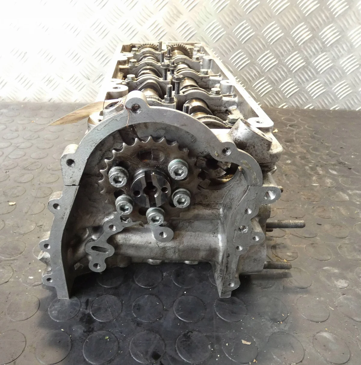 Audi A8 D3 4.0 TDI Topplock 057374B image 7