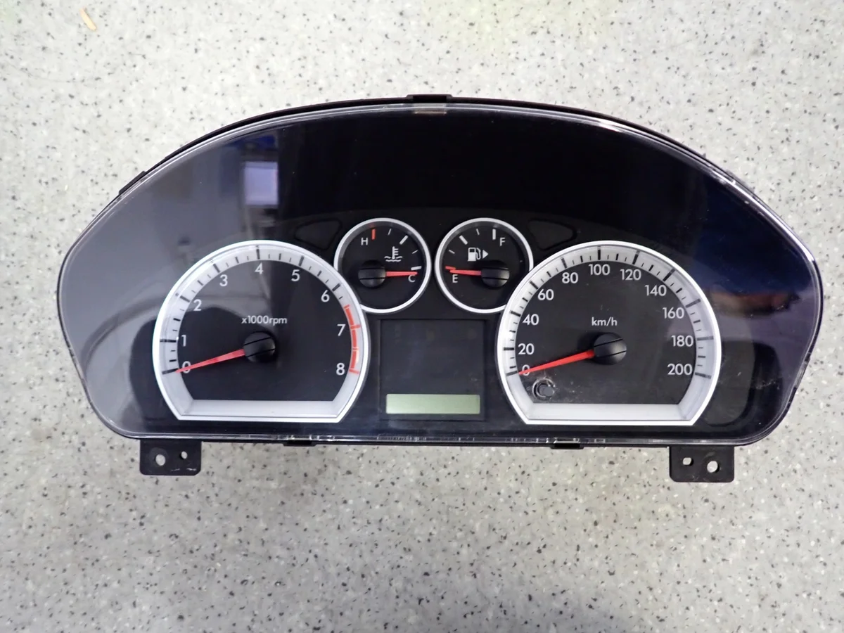 Tableau de bord Chevrolet Aveo T250 1.2i image 2