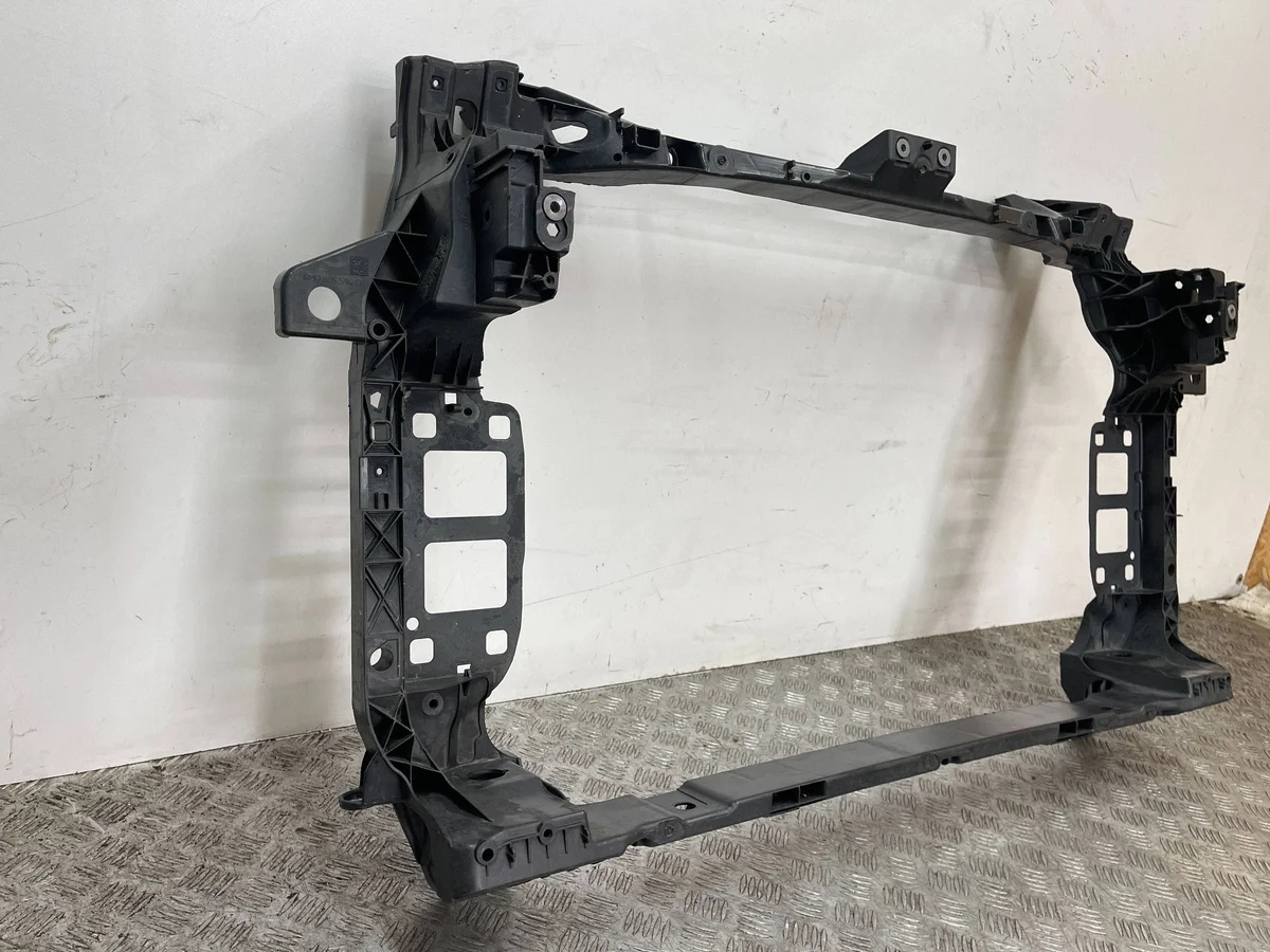 Refuerzo Delantero Audi Q7 Q8 4M0805594D