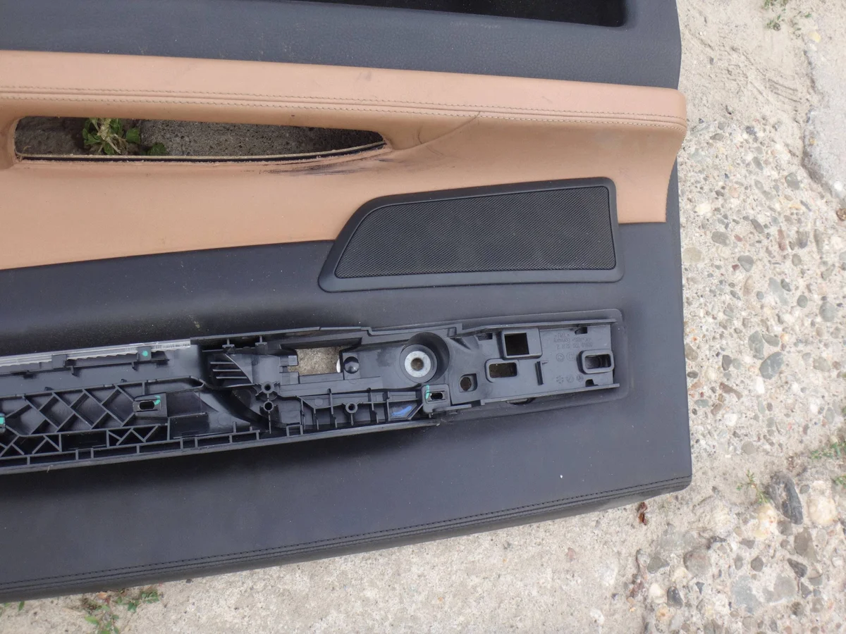 BMW F02 LCI dörrklädsel höger bak image 5