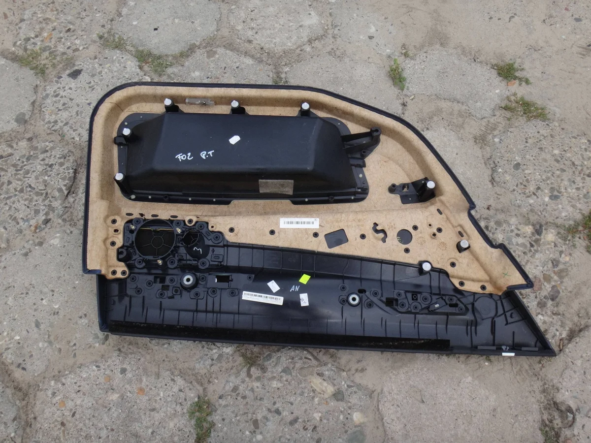 BMW F02 LCI dörrklädsel höger bak image 8