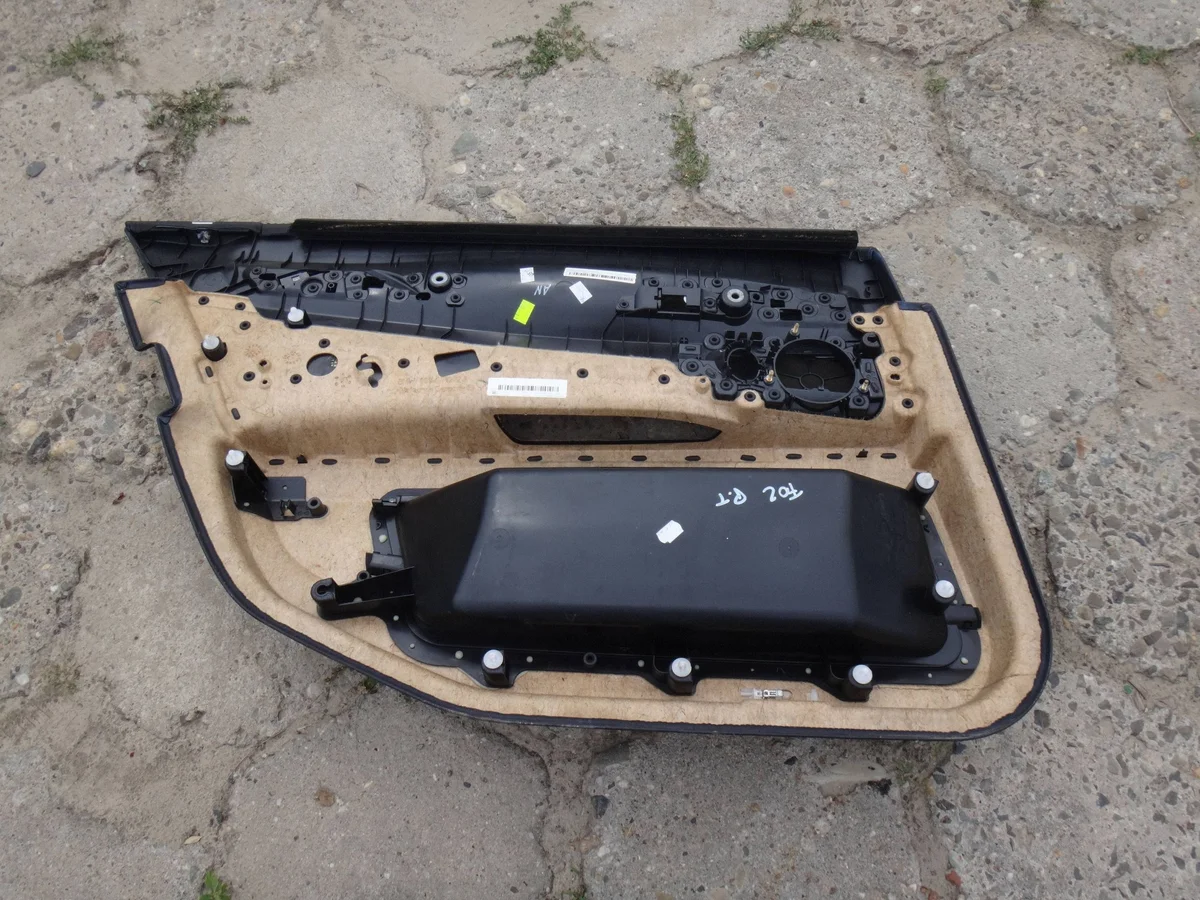 BMW F02 LCI dörrklädsel höger bak image 9
