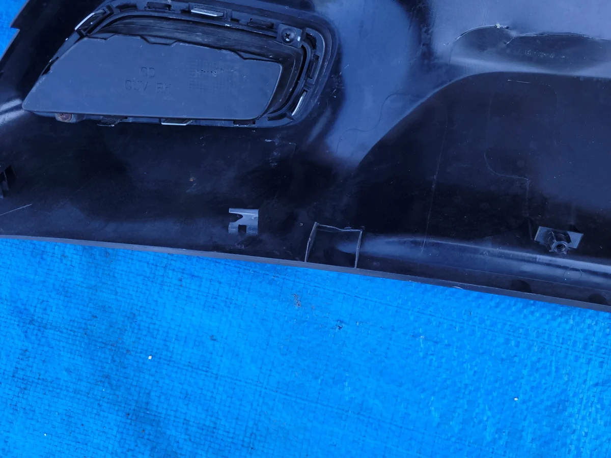 KIA Xceed Bakre Diffusor - Begagnad image 7