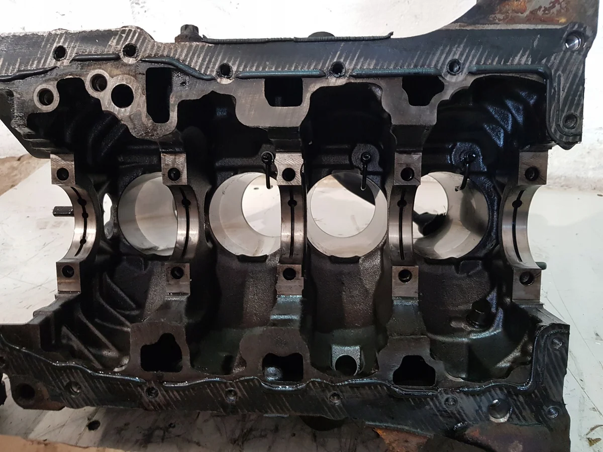Bloc moteur Renault Master III 2.3 DCI image 9