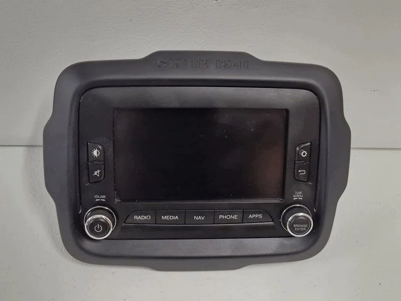 Tela Rádio Jeep Renegade Navegação OEM 07356350740