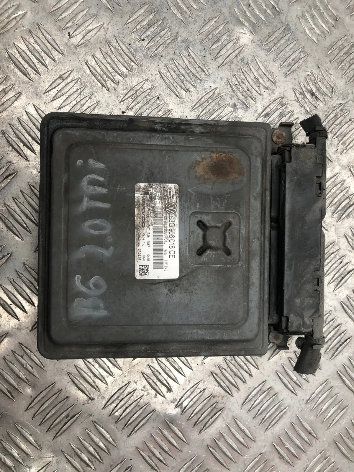 Calculateur Moteur VW Passat B6 2.0TDI 03G906018CE