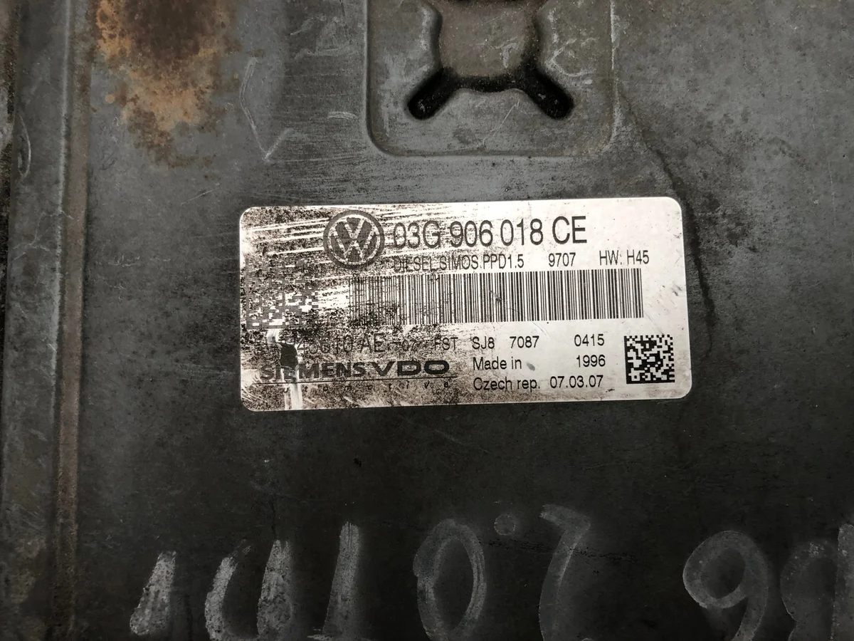 Calculateur Moteur VW Passat B6 2.0TDI 03G906018CE