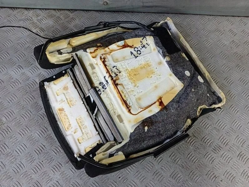 Sätesklädsel Audi A3 8V Vänster Fram image 6