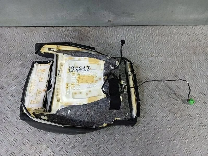 Sätesklädsel Audi A3 8V Vänster Fram image 6