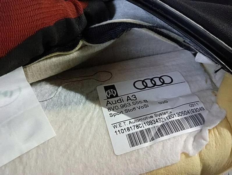 Sätesklädsel Audi A3 8V Vänster Fram image 9