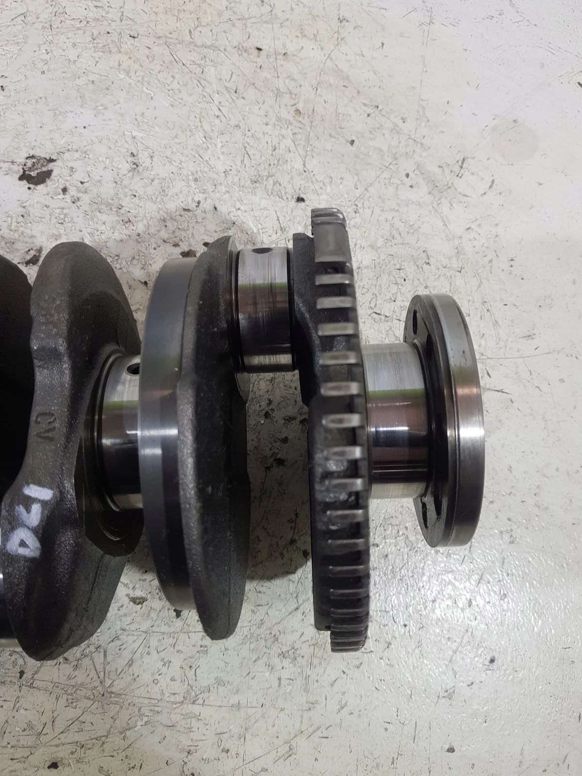 Used Crankshaft 8200805625 for Renault Master image 8