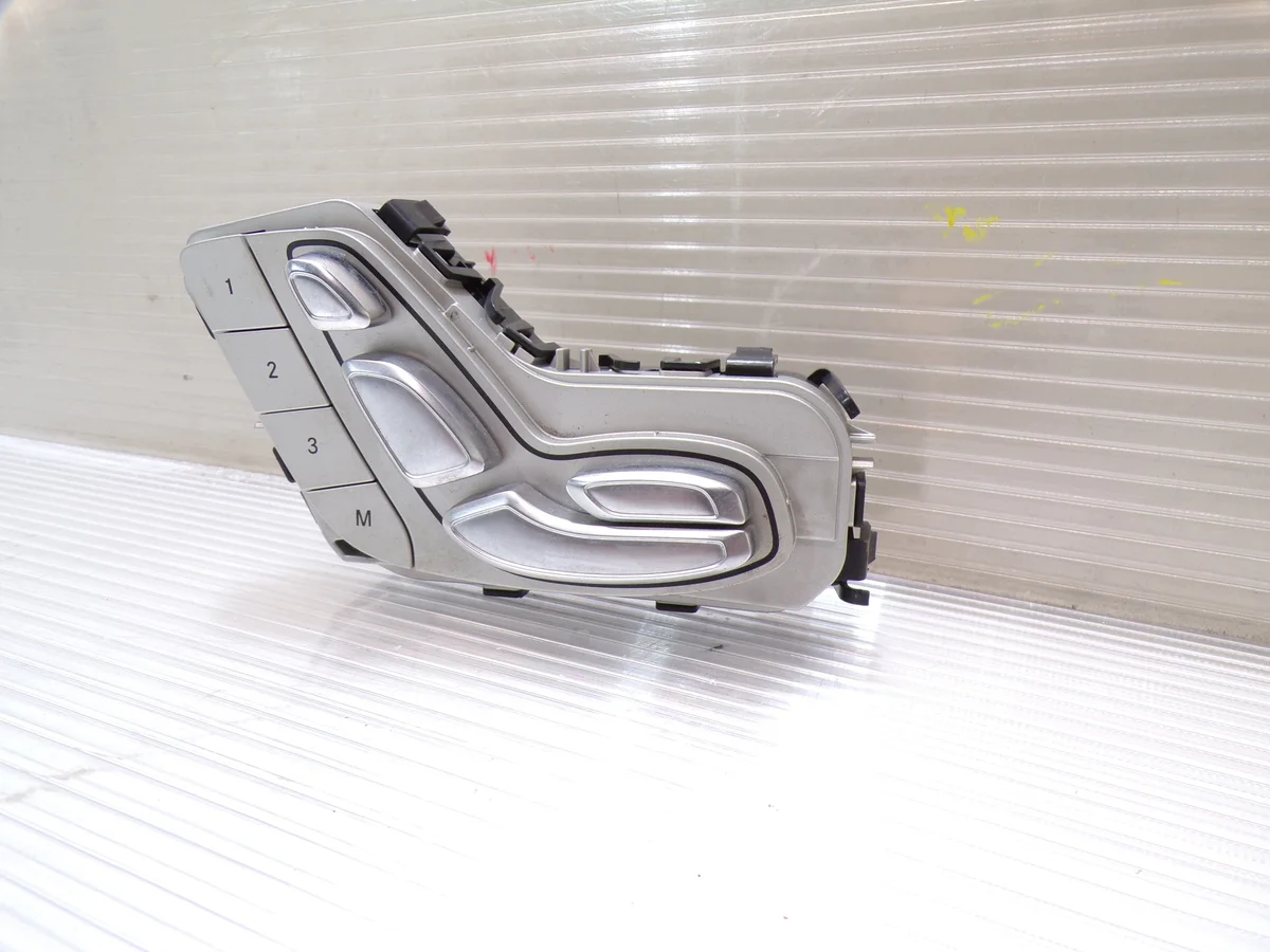 Mercedes W205 W253 GLC istuinpaneeli