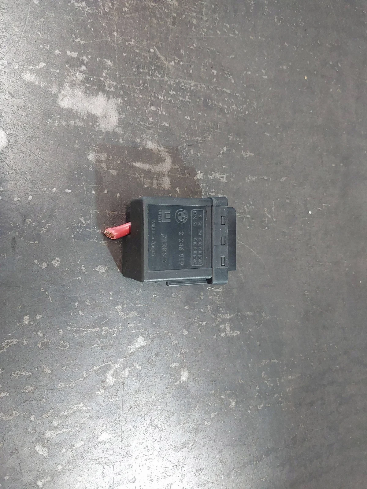 Relais bougies de préchauffage BMW OE 2246919
