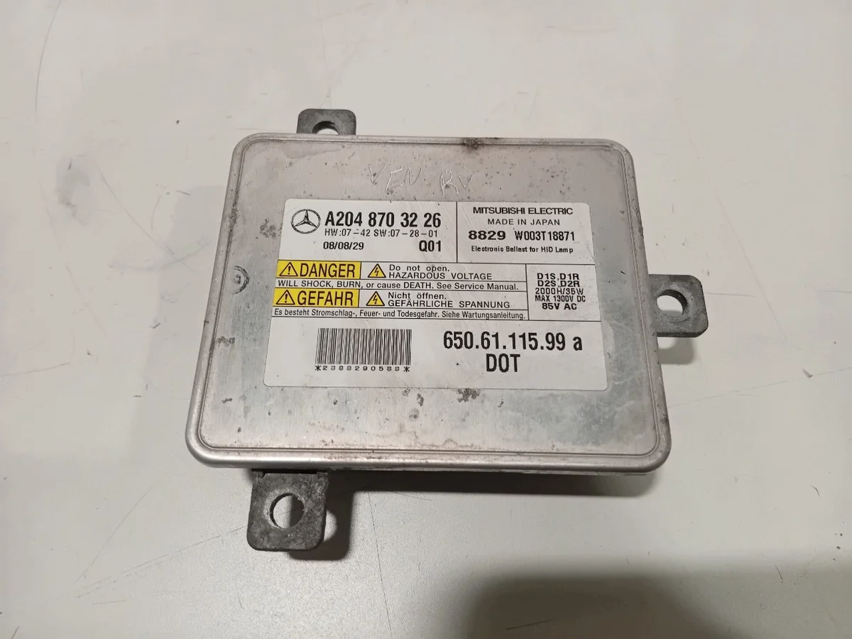 Mercedes-Benz GLK Xenon Lichtmodul A42048703226