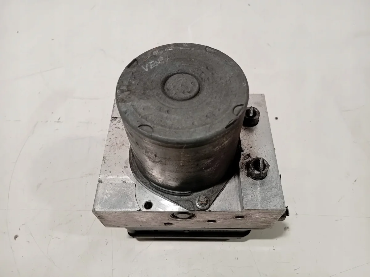 Pompe ABS Mercedes-Benz Vito 639.6 A0084316212