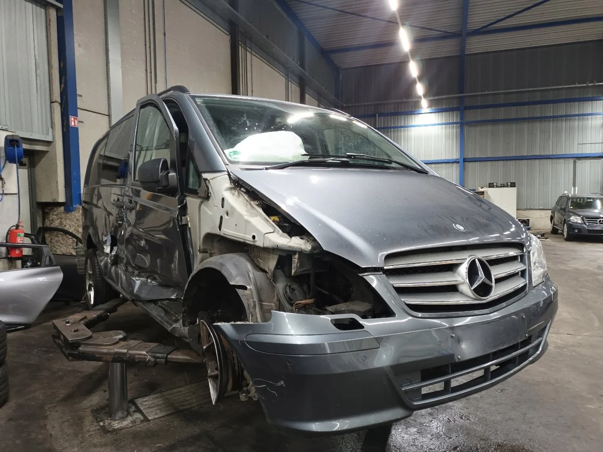 Mercedes-Benz Vito ABS Pomp A0084316212 image 5