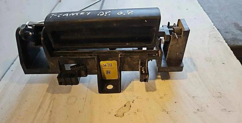 Liukuoven kahva Chrysler 3025988