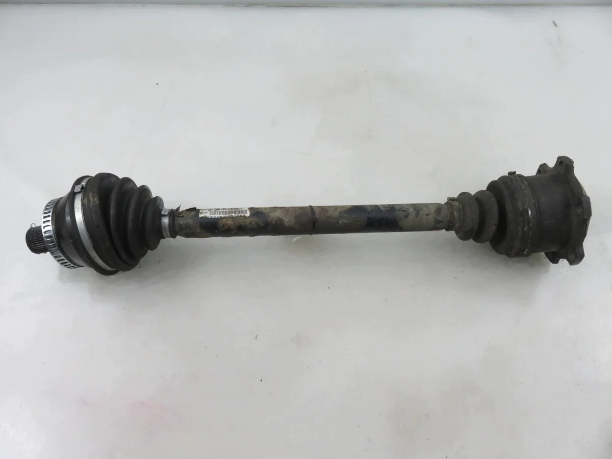 Semiasse anteriore sinistro Audi A4 B5 2.5 TDI