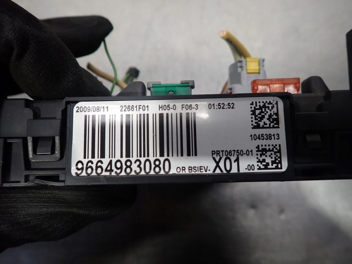 Unidade de Controle BSI Peugeot 207 9664983080 image 3
