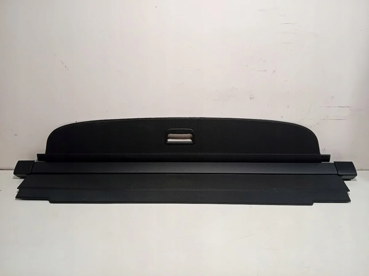 Tavaratilan rullaverho Skoda OE 3V9867871B