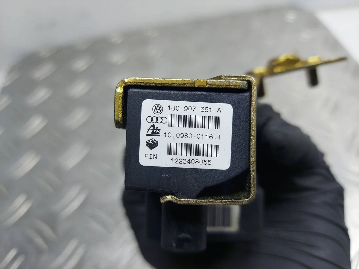 Sensor ESP VW Golf IV 1J0907657A 1J0907637A image 7