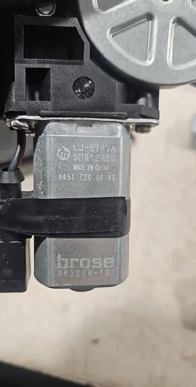 Motor do Vidro Direito Dianteiro Smart Fortwo II 451 image 3