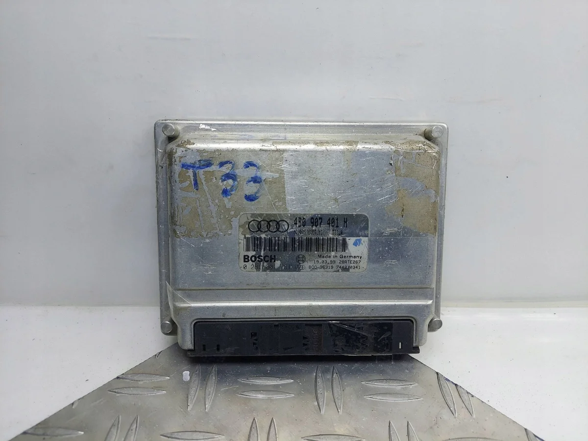 Audi A6 C5 2.5 TDI calculateur moteur 4B0907401H