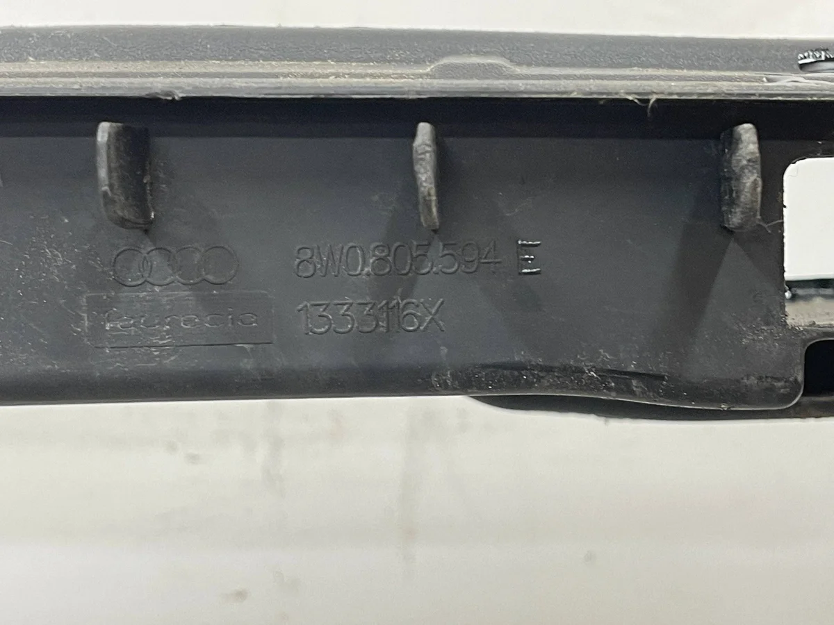 Förstärkning Audi A4 B9 8W0805594E image 4