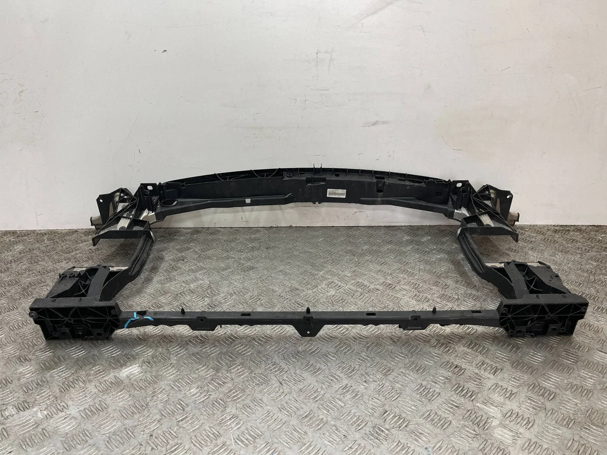 Förstärkning Audi A4 B9 8W0805594E image 8