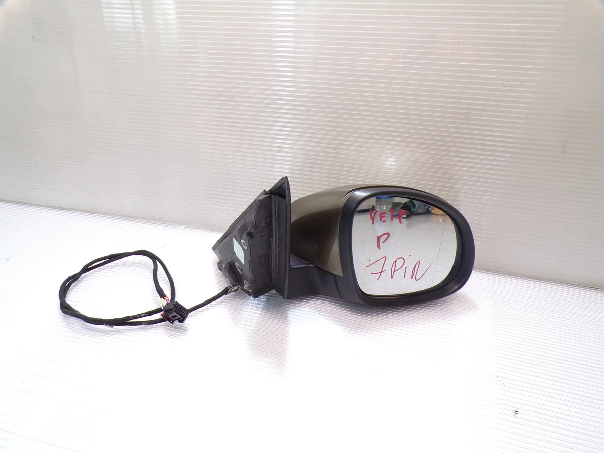 Skoda Yeti Right Mirror 5L 7 Pin Complete