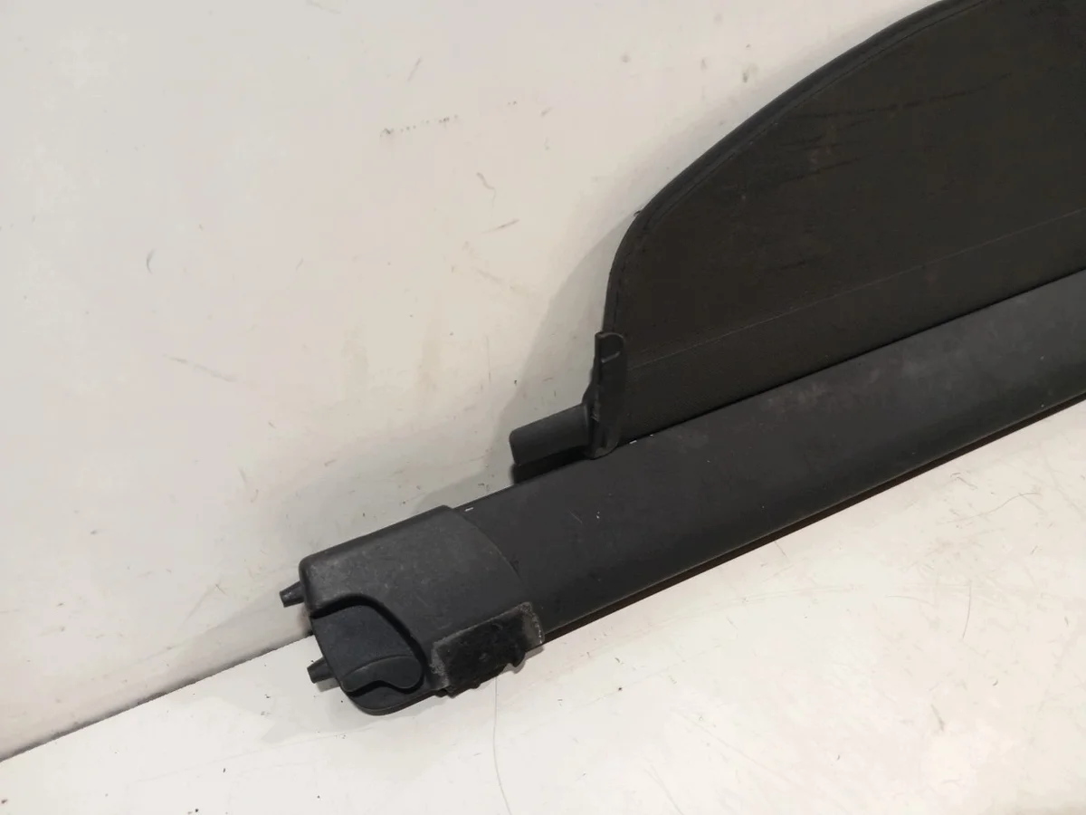 Land Rover Discovery Sport Roleta Bagaznika LR073376