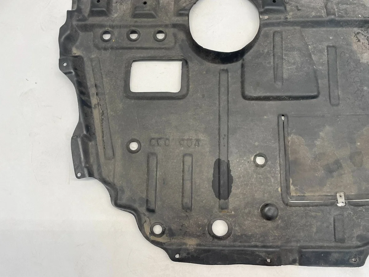 Auris II Hybride Protection Bas Moteur OYT32516 image 10