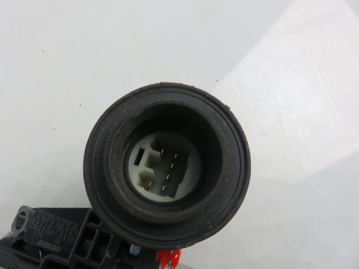 Fönsterhiss höger fram Toyota Corolla E15 image 5