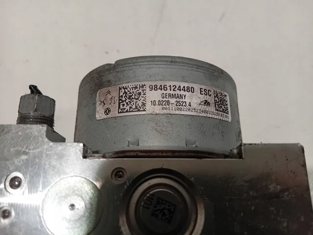 Pompa ABS Opel Corsa F 9846124480 Usada image 4