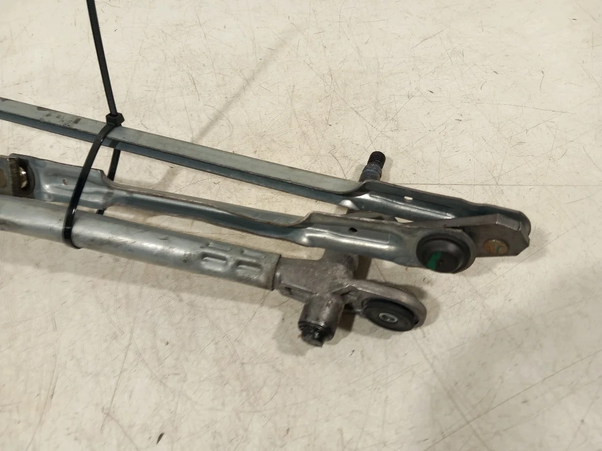 BMW X1 F48 Scheibenwischer Mechanismus image 3