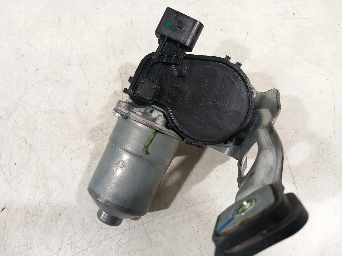 Motor limpiaparabrisas BMW X1 F48 (2015-2022) image 4