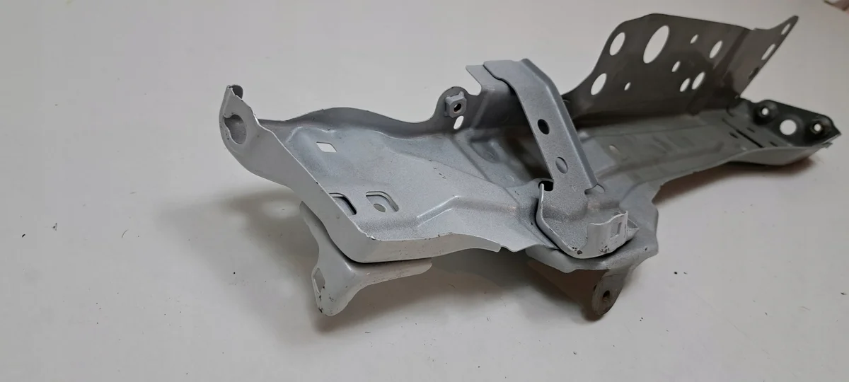 Conector Toyota C-HR Esquerdo Usado OEM image 3