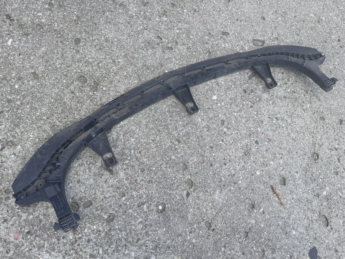 Opel Astra J IV 12- Unterer Stoßfängerträger