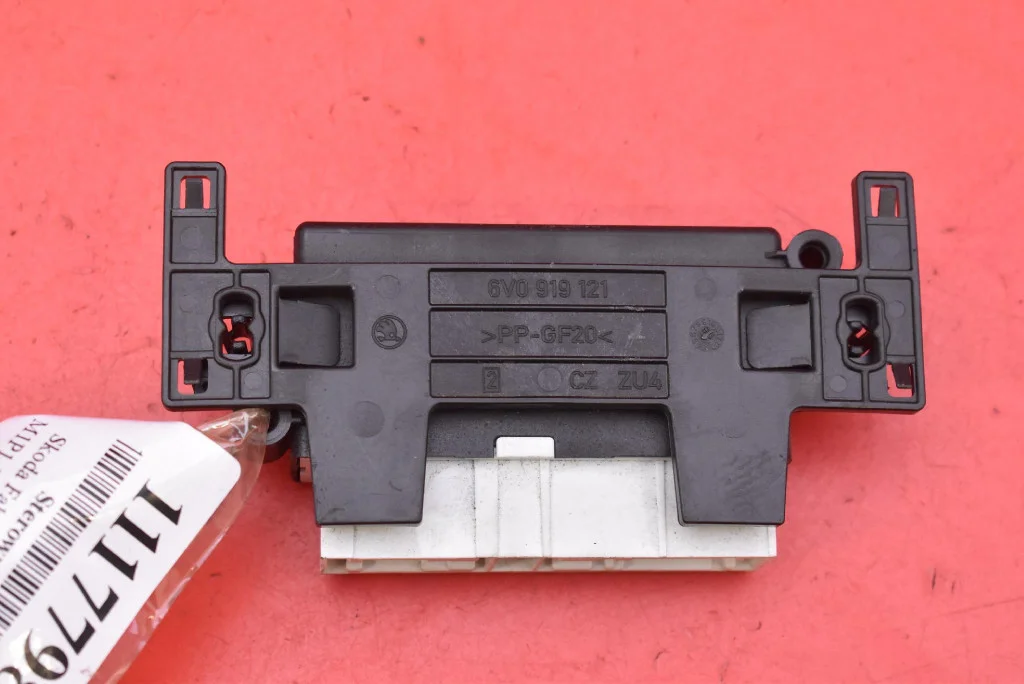 Module de stationnement PDC 5Q0919283F Skoda Fabia 3