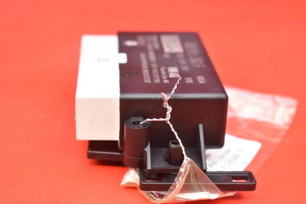 Parking Sensor Control Module 5Q0919283F image 4