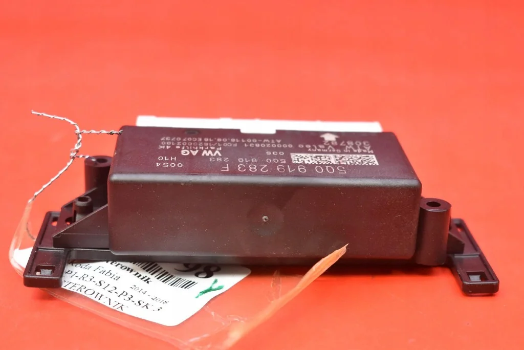 Parking Sensor Control Module 5Q0919283F image 5