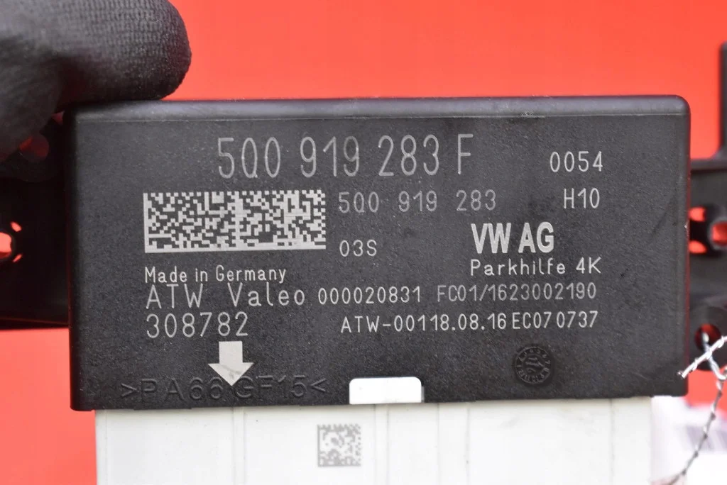 Parking Sensor Control Module 5Q0919283F image 7