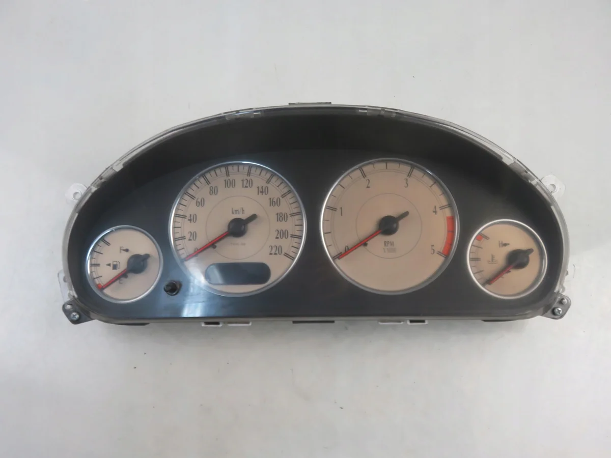 Chrysler Voyager IV 2.5 CRD Instrument Cluster